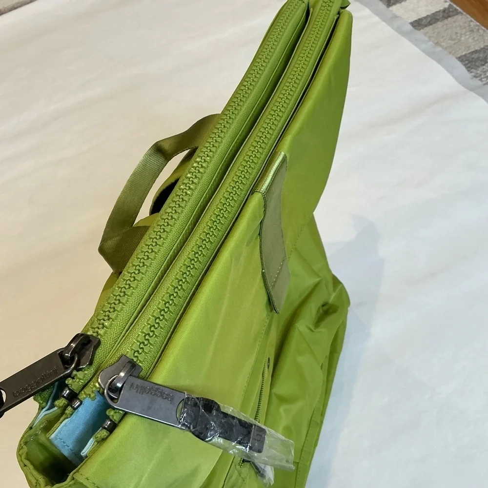 New Baggallini Skedaddle Laptop Backpack in Neon Green